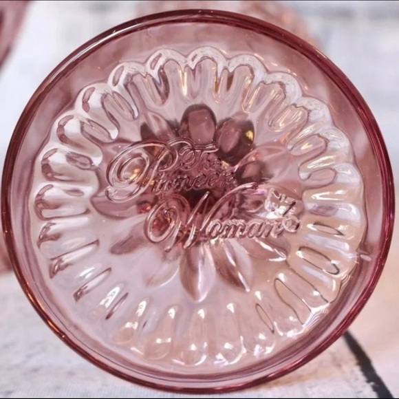 🆕 Pioneer Woman Amelia Rose Tea Goblets - Picture 4 of 5